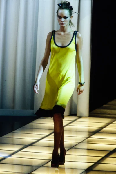Look 8
